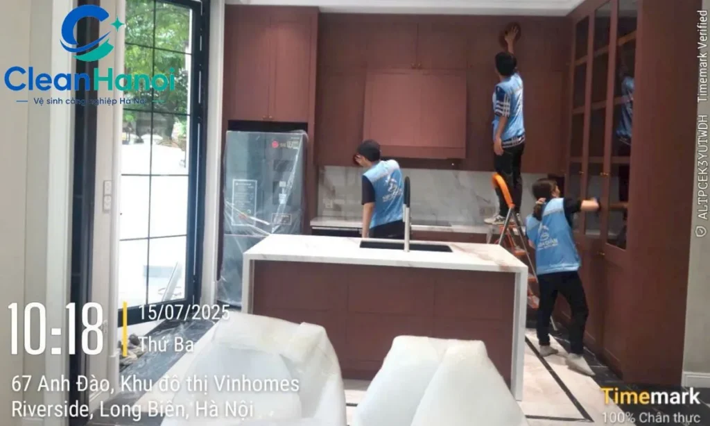 Dọn bếp và rửa bát theo giờ